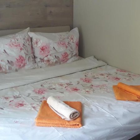 روكيتنسي ناد جيزيرو Utulny A Romanticky Apartman Rokytnice المظهر الخارجي الصورة