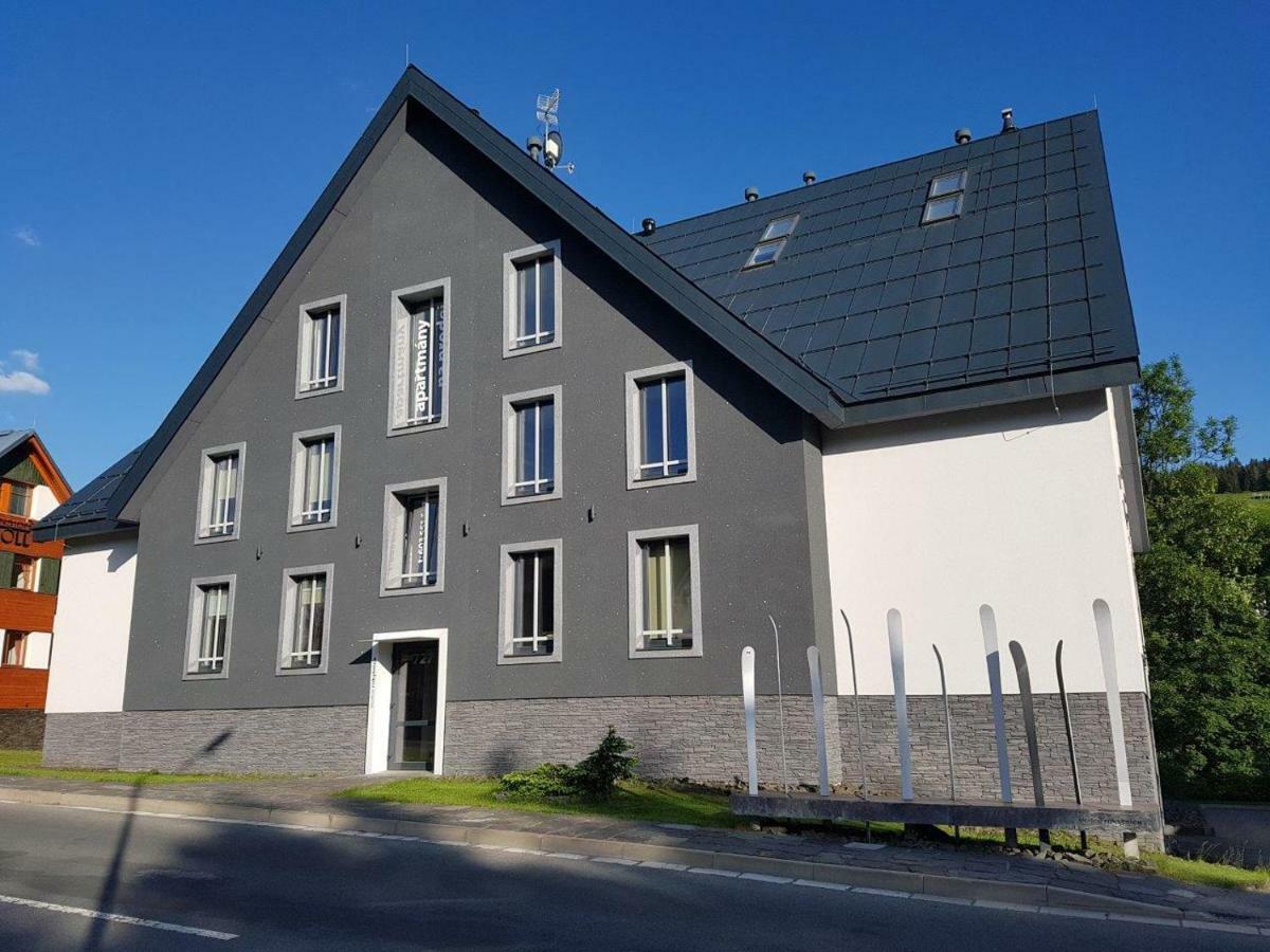 روكيتنسي ناد جيزيرو Utulny A Romanticky Apartman Rokytnice المظهر الخارجي الصورة